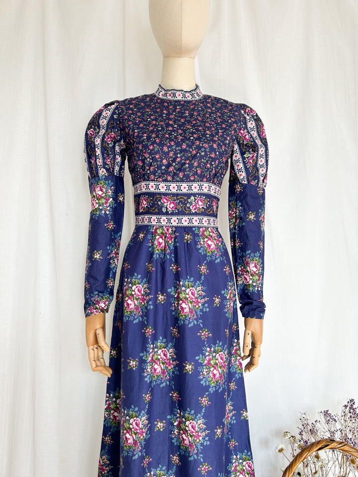 Belvoir ~ Rare Beautiful Late 60s Dolly Day Floral Cotton Prairie Dress