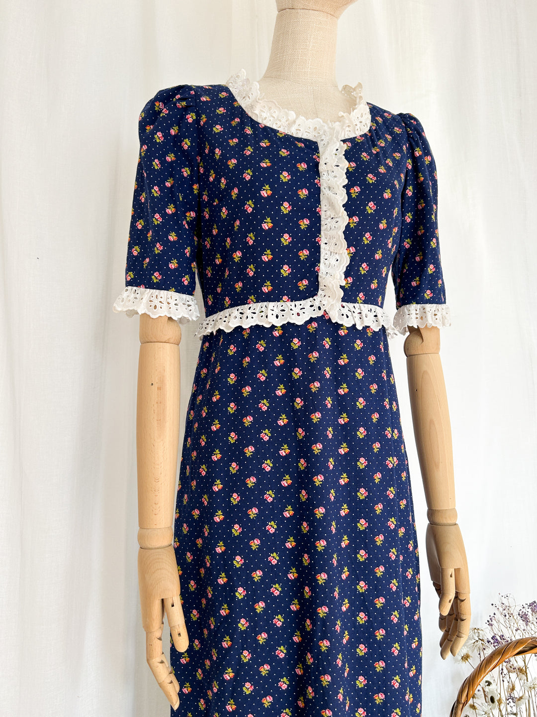 Polly ~ Adorable 70s Polly Peck Navy Floral Cotton Prairie Dress
