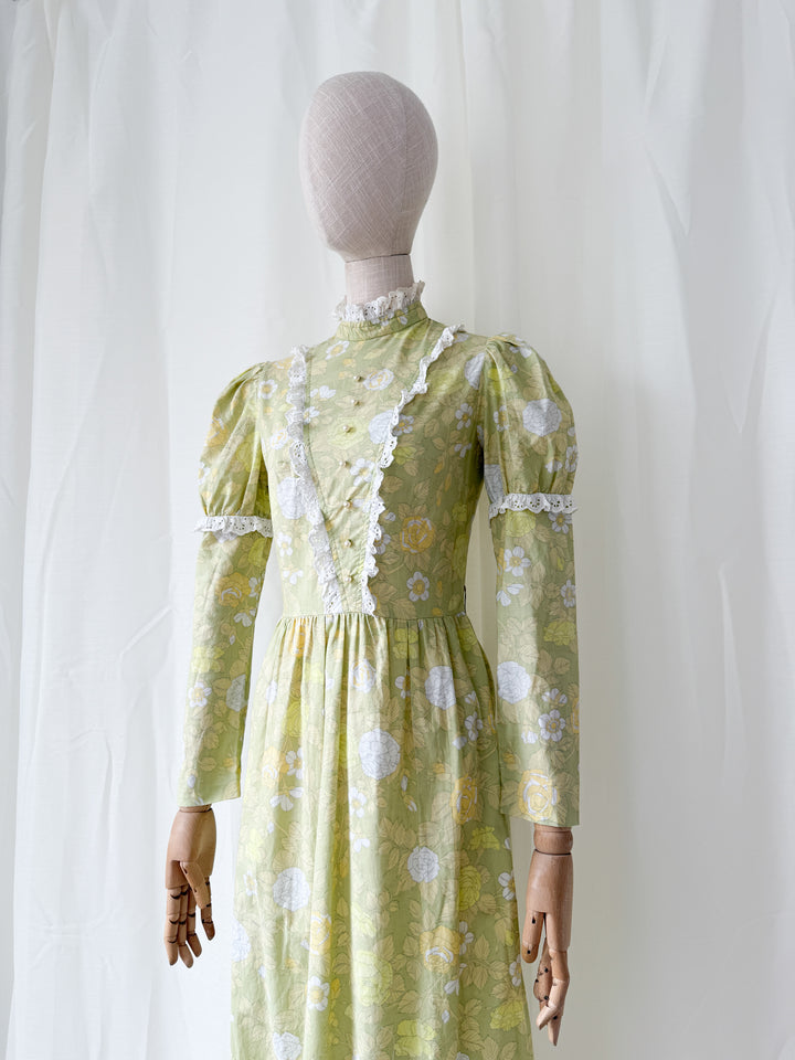 Beautiful Rare 1970s Spring Greens Dollyrockers Cotton Maxi Dress