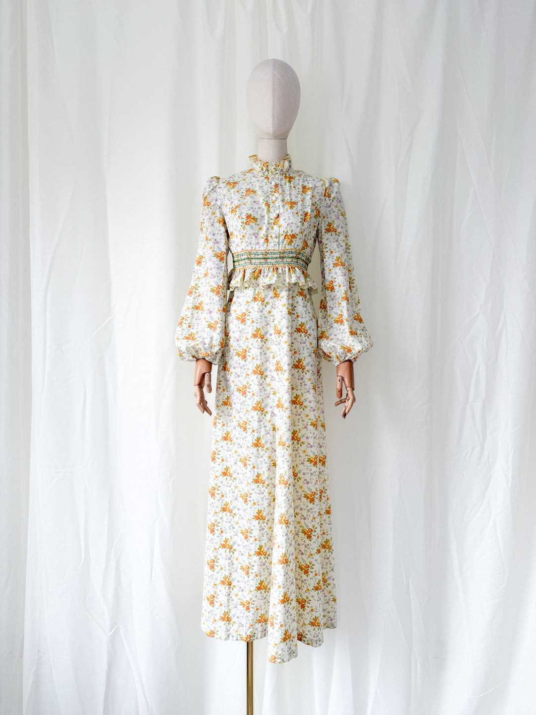 Insanely Beautiful Smocked Waist 1970s Floral Cotton Maxi Dress