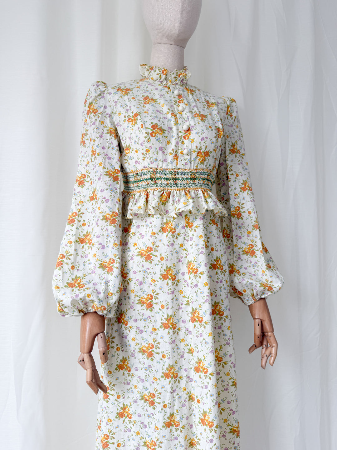Insanely Beautiful Smocked Waist 1970s Floral Cotton Maxi Dress