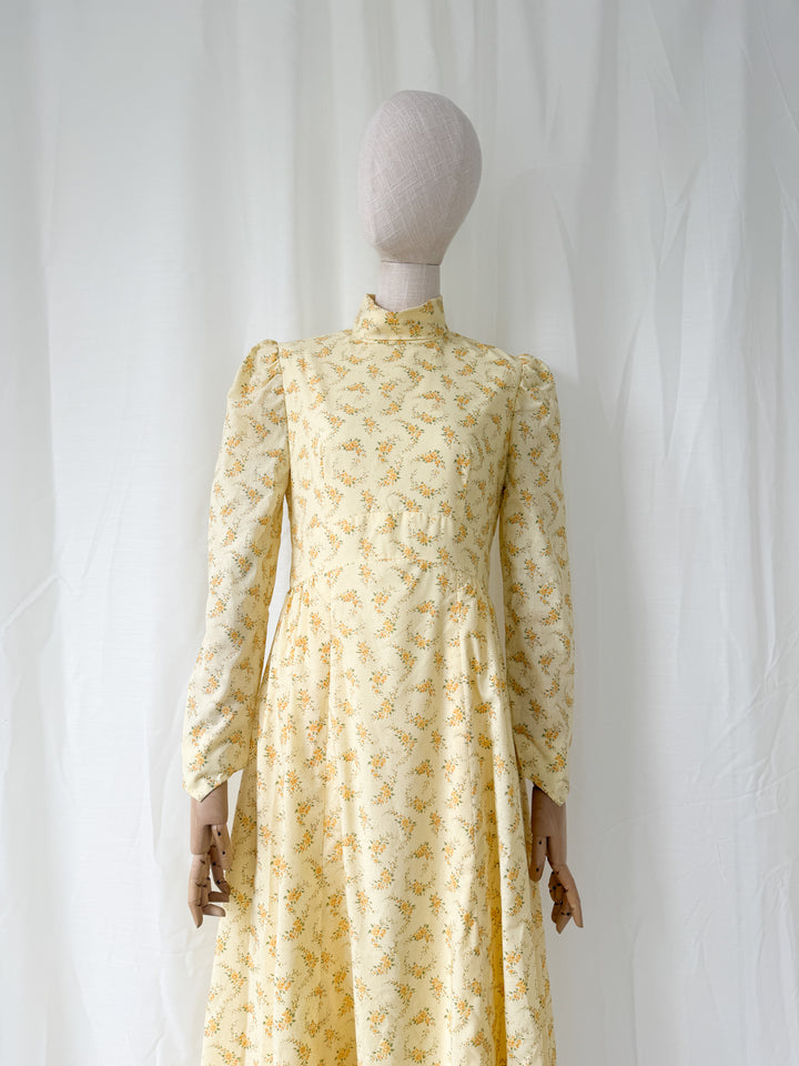 Gorgeous 1970s Lemon Floral Cotton Maxi Dress