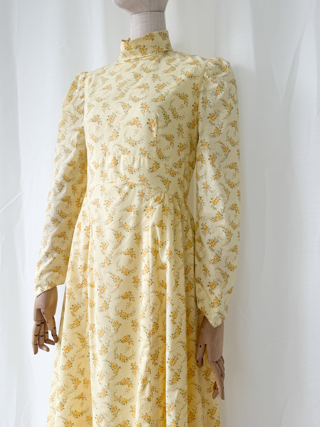 Gorgeous 1970s Lemon Floral Cotton Maxi Dress