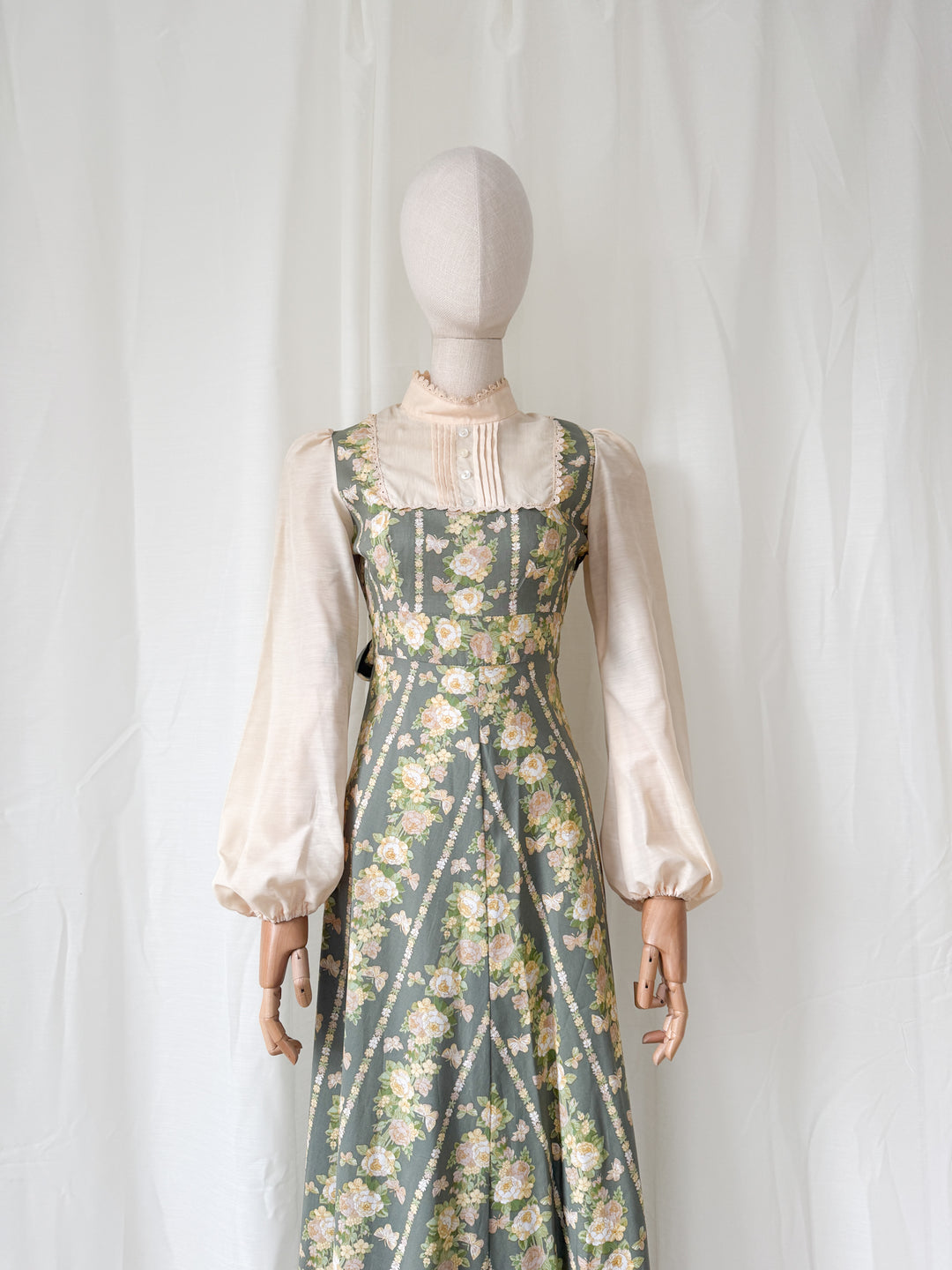 Beautiful 1970s Butterfly Floral Print Cotton Maxi Dress