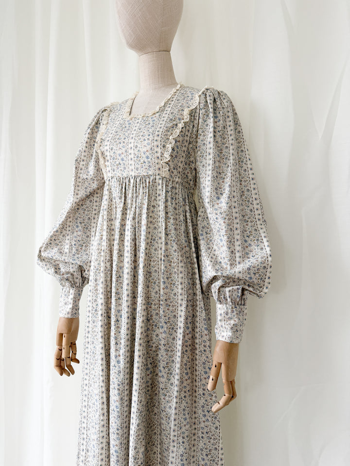 Divine Delicate Floral 1970s Cotton Billowing Sleeve Maxi Dress