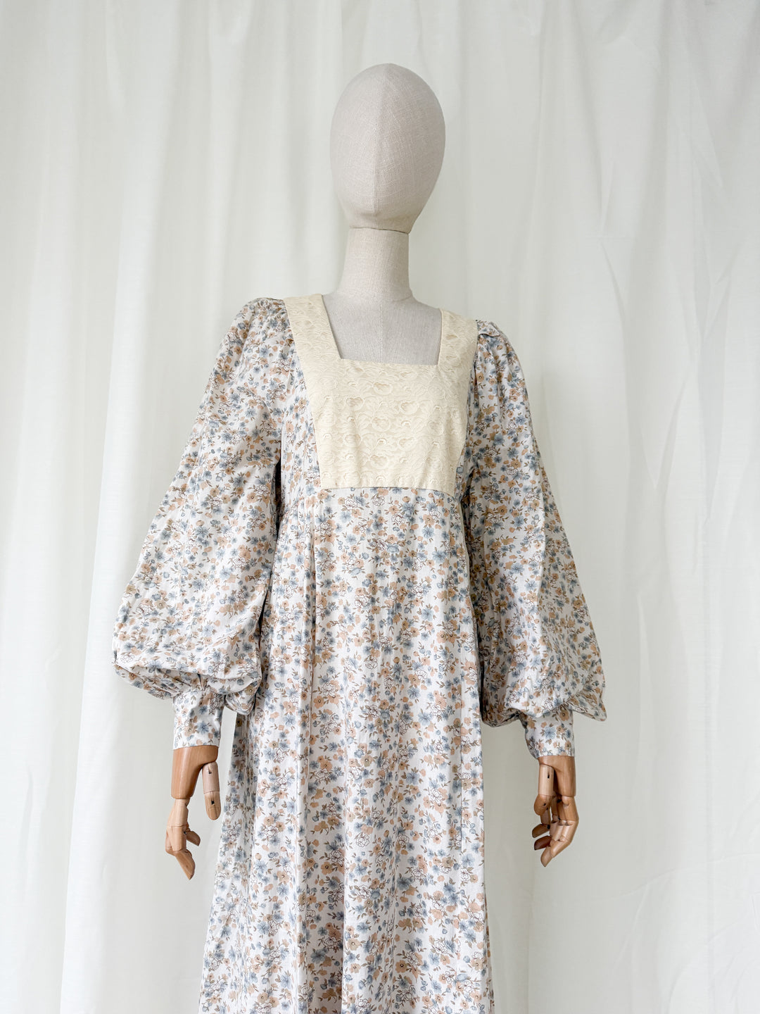 Ethereal Rare 1970s Lace Bodice Billowy Cotton Maxi Dress