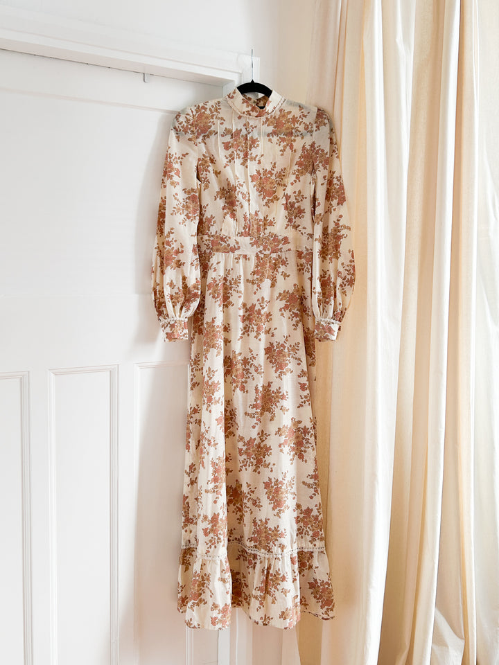 Heavenly Soft Brown Floral 70s Cotton Prairie Maxi Dresss