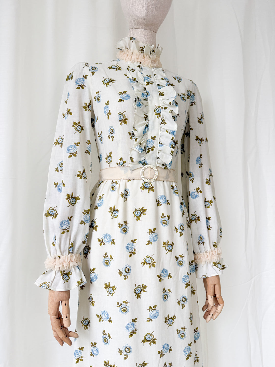 Darling 1970s Floral Cotton Frill Collar Maxi Dress