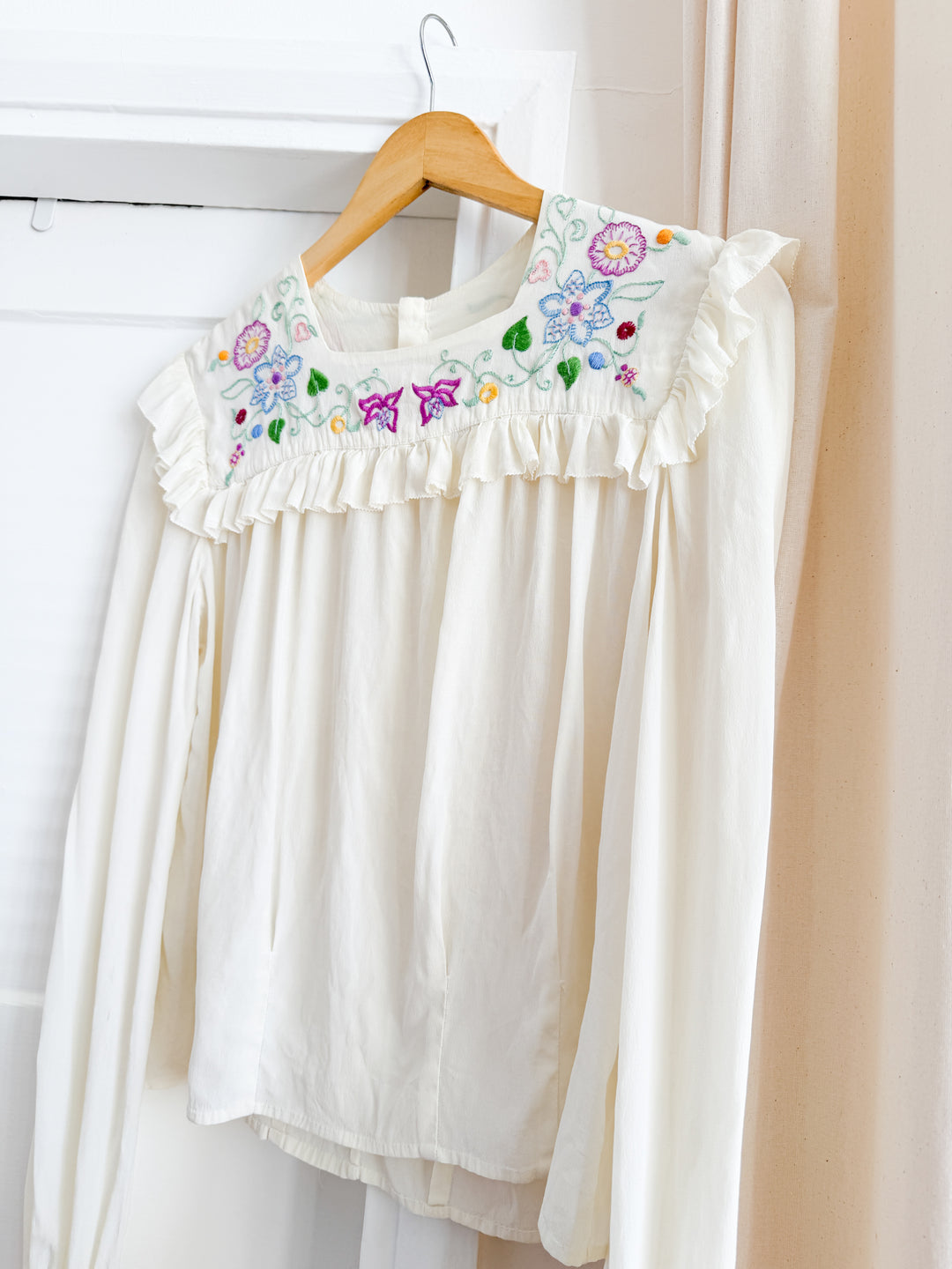 Insanely Precious 30s Embroidered Blouse