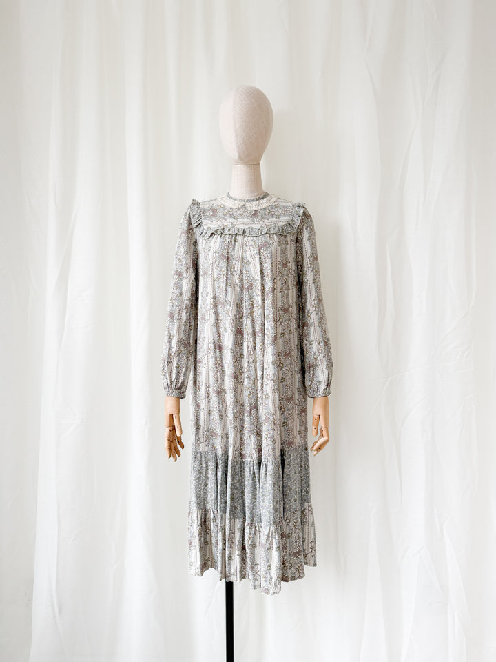 Cute 1970s Floral Cotton Smock Midi Dress