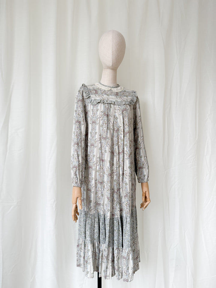 Cute 1970s Floral Cotton Smock Midi Dress