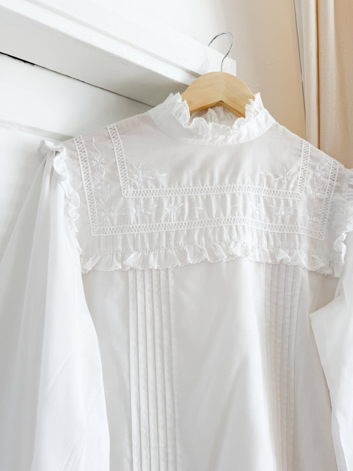 Stunning 70s Frill Yoke Cotton Blouse