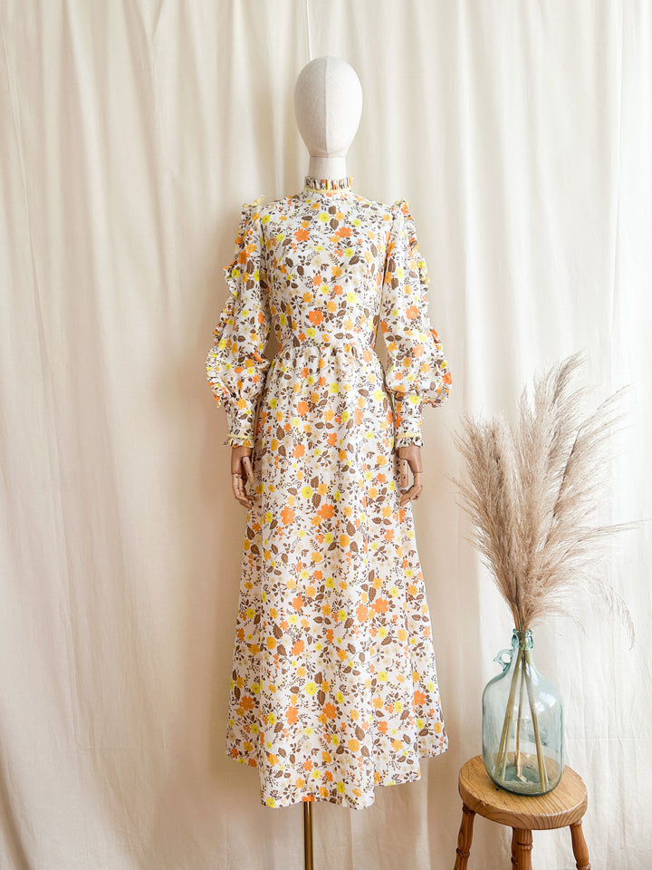 The Birch ~ precious rare 1970s cotton slit sleeve dream dress by Fenwicks