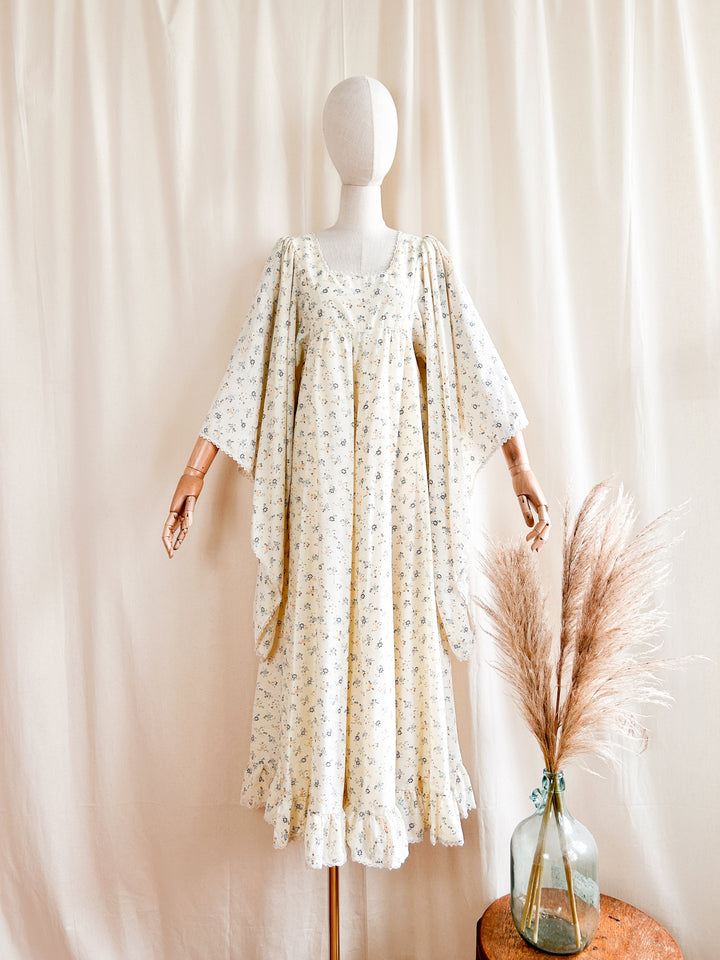 Incredible Rare Huge Angel Sleeve 1970s Cotton Maxi Dress