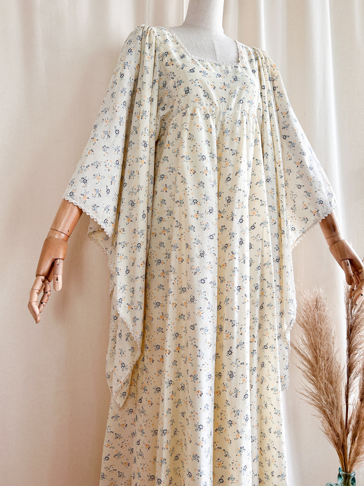 Incredible Rare Huge Angel Sleeve 1970s Cotton Maxi Dress