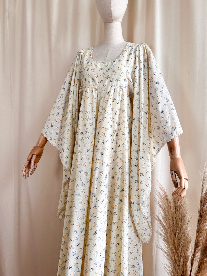 Incredible Rare Huge Angel Sleeve 1970s Cotton Maxi Dress