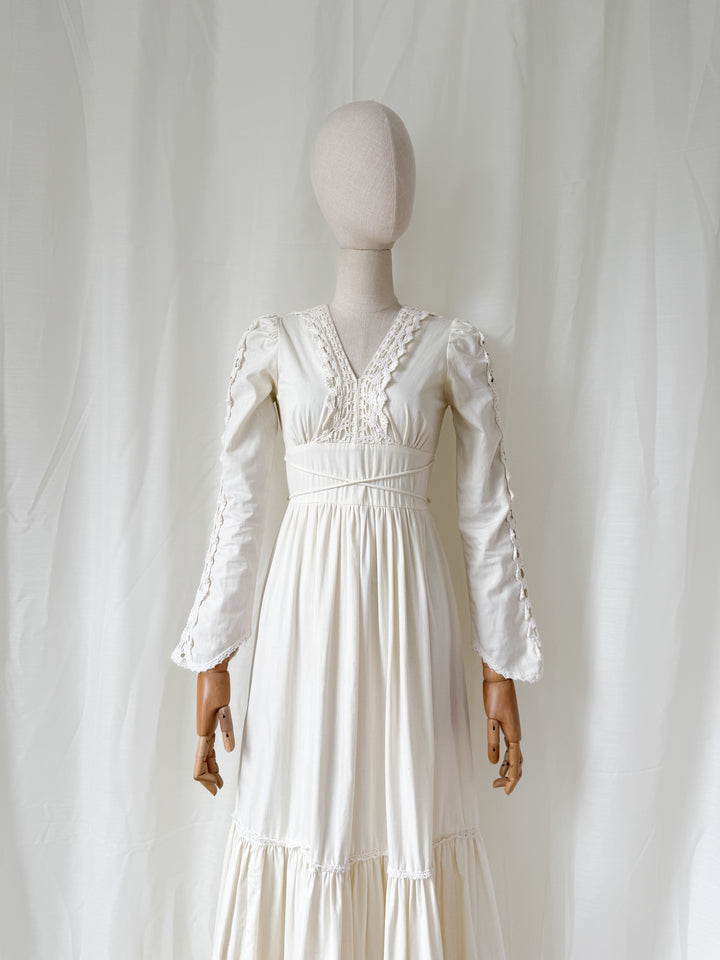 Breathtaking Precious Holy Grail Rare 1970s Gunne Sax Cotton Bohemian Maxi Dress