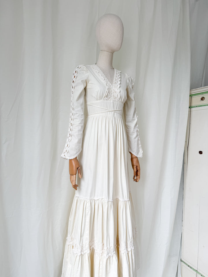Breathtaking Precious Holy Grail Rare 1970s Gunne Sax Cotton Bohemian Maxi Dress