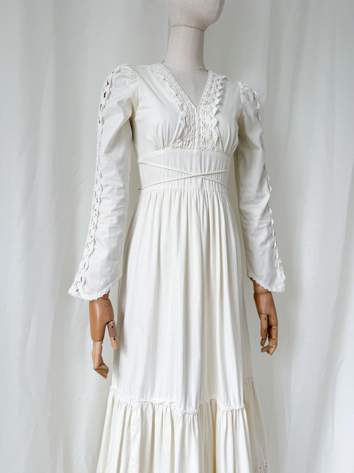 Breathtaking Precious Holy Grail Rare 1970s Gunne Sax Cotton Bohemian Maxi Dress