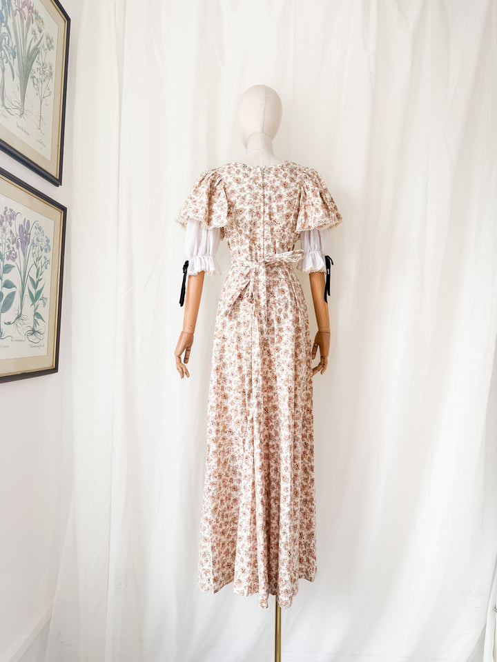 Heavenly Holy Grail 1970s Rare Gina Fratini for Fiona Dresses Floral Cotton Maxi Dress