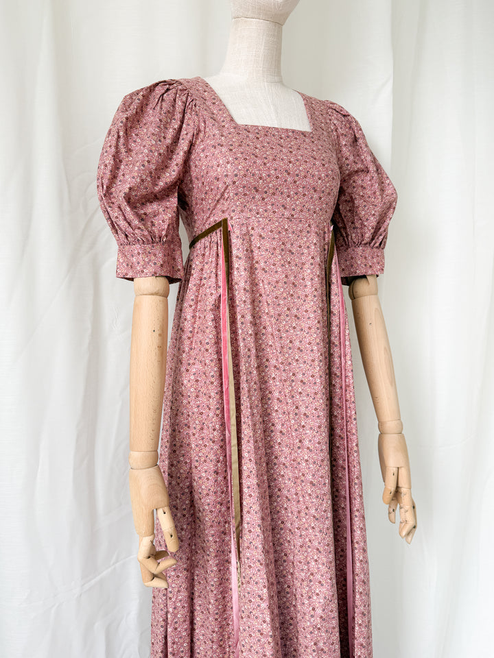 Beautiful Dusky Rose Pink 1970s Floral Cotton Puff Sleeve Maxi Dress