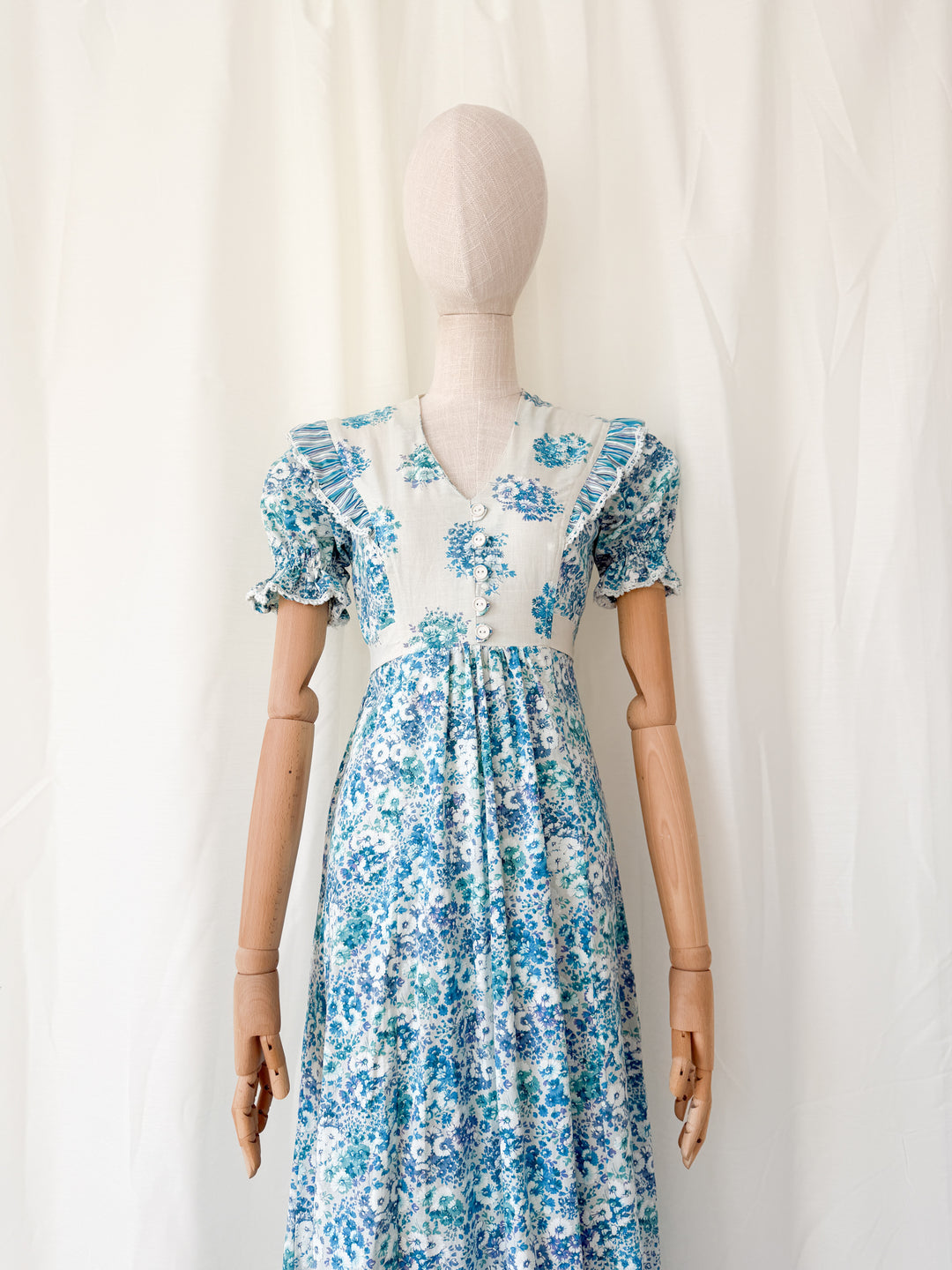 Adorable Rare 1970s Floral Cotton Maxi Dress
