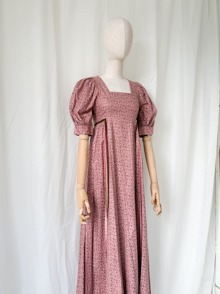 Beautiful Dusky Rose Pink 1970s Floral Cotton Puff Sleeve Maxi Dress