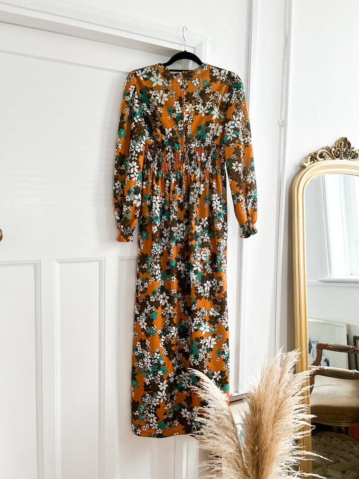 AUTUMNAL 1970S FLORAL SHIRRED PRAIRIE DRESS APPROX UK SIZE 8/10/12