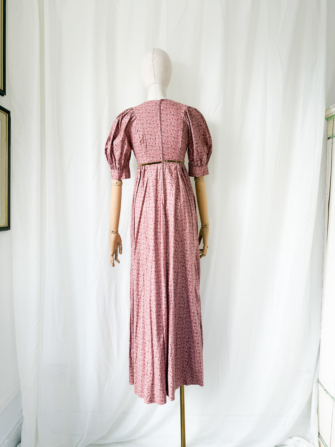 Beautiful Dusky Rose Pink 1970s Floral Cotton Puff Sleeve Maxi Dress