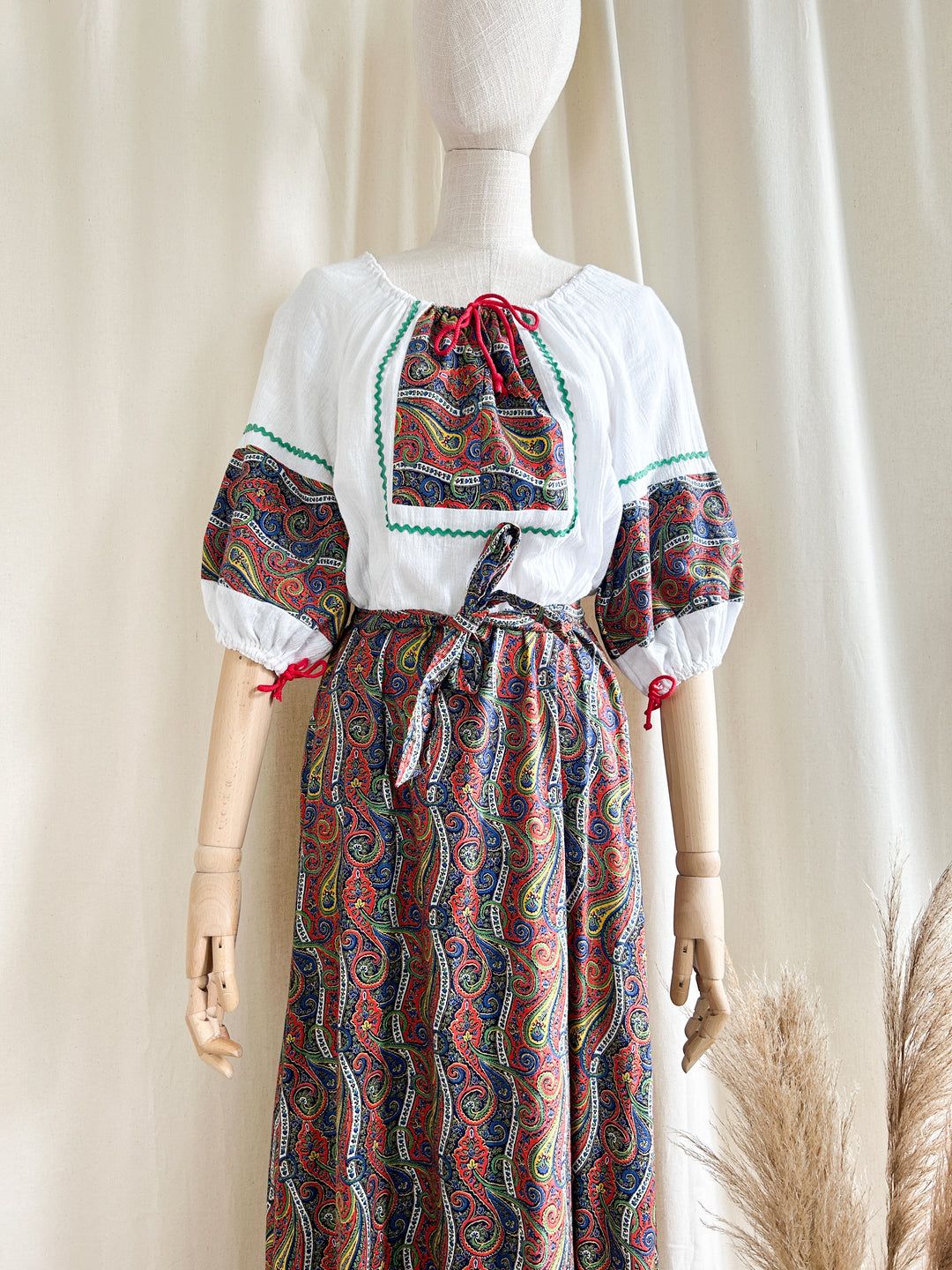 Stunning Cheesecloth Cotton Paisley Bohemian 1970s Maxi Dress