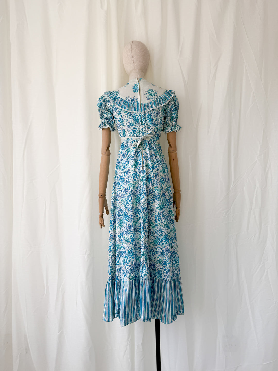Adorable Rare 1970s Floral Cotton Maxi Dress