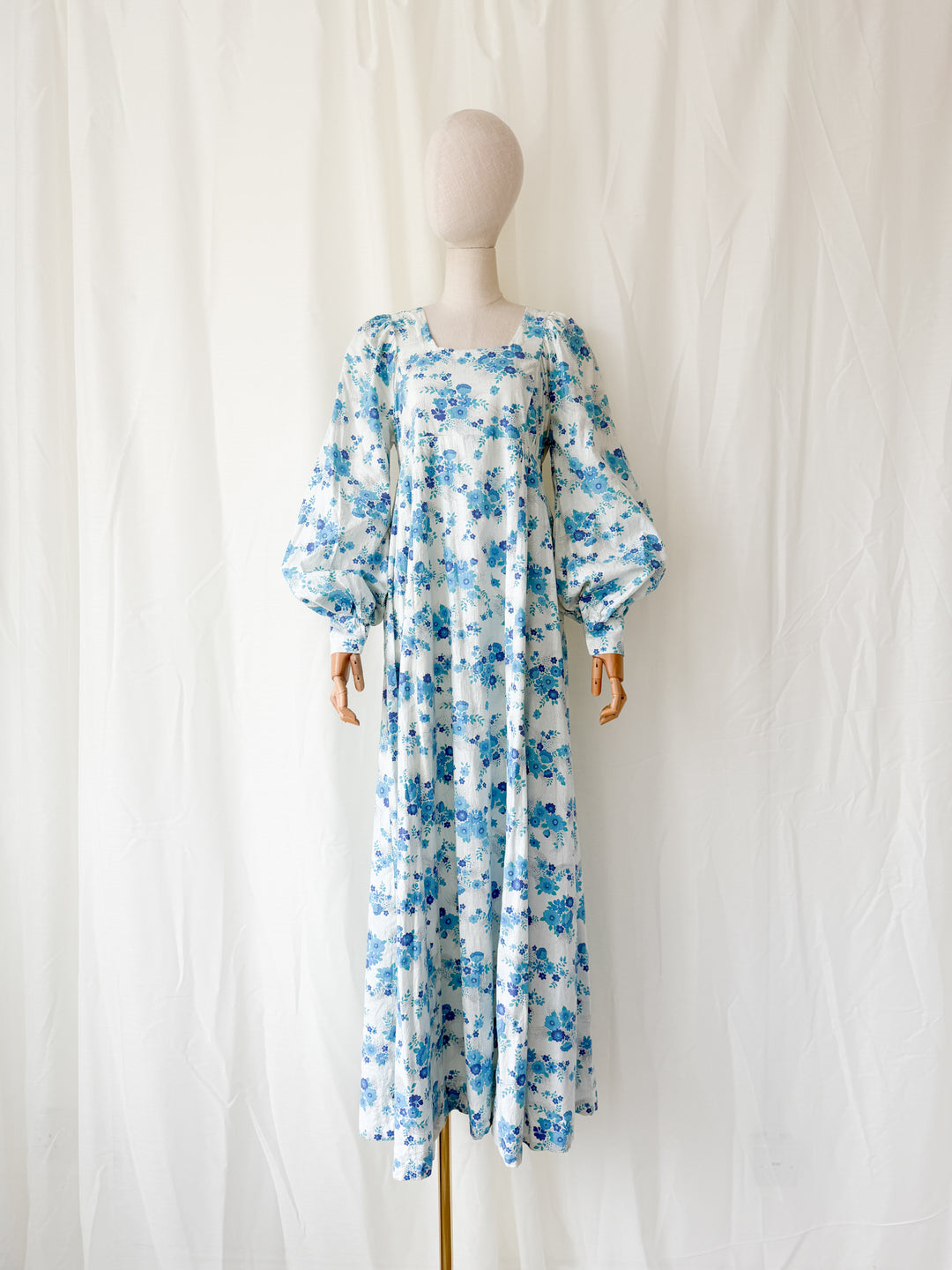 Incredible Rare 1970s Raw Cotton Billowing Sleeve Maxi Dress – The Pansy Garden Incredible Rare 1970s Raw Cotton Billowing Sleeve Maxi Dress – The Pansy Garden