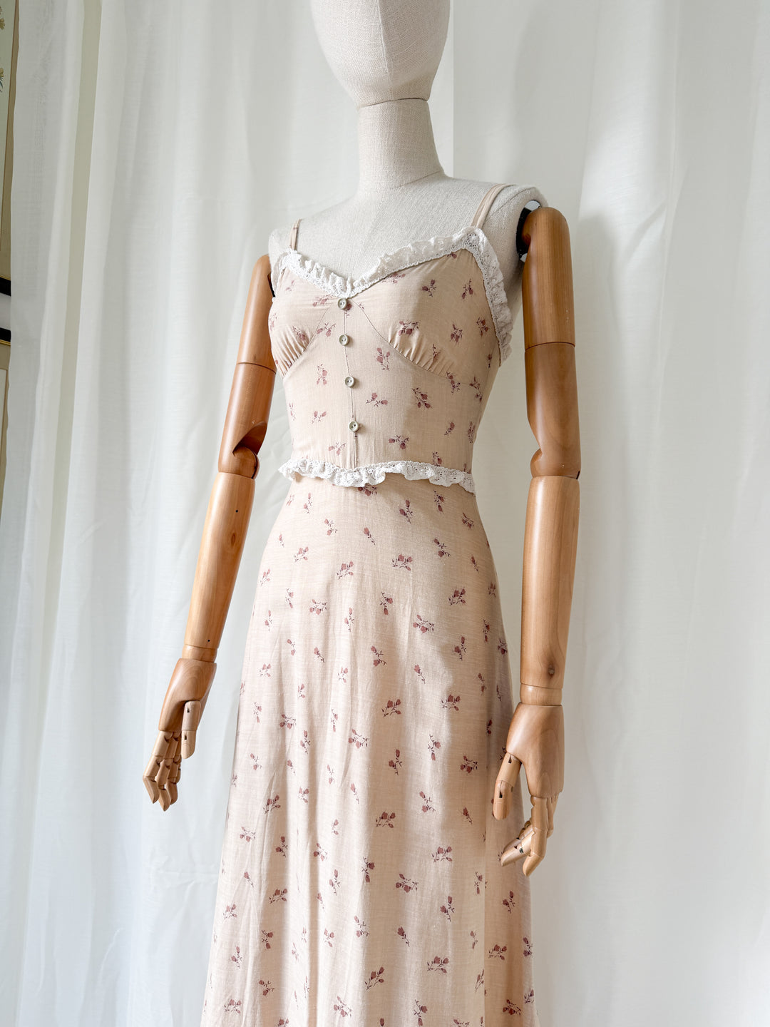 Beautiful Rare 1970s Lace Trimmed Soft Brown Cotton Sundress