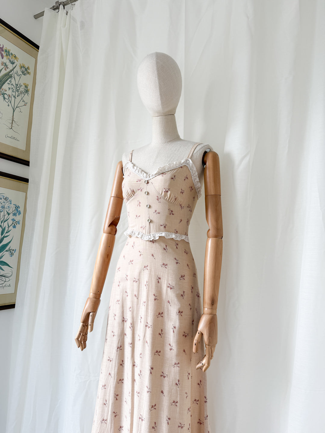 Beautiful Rare 1970s Lace Trimmed Soft Brown Cotton Sundress