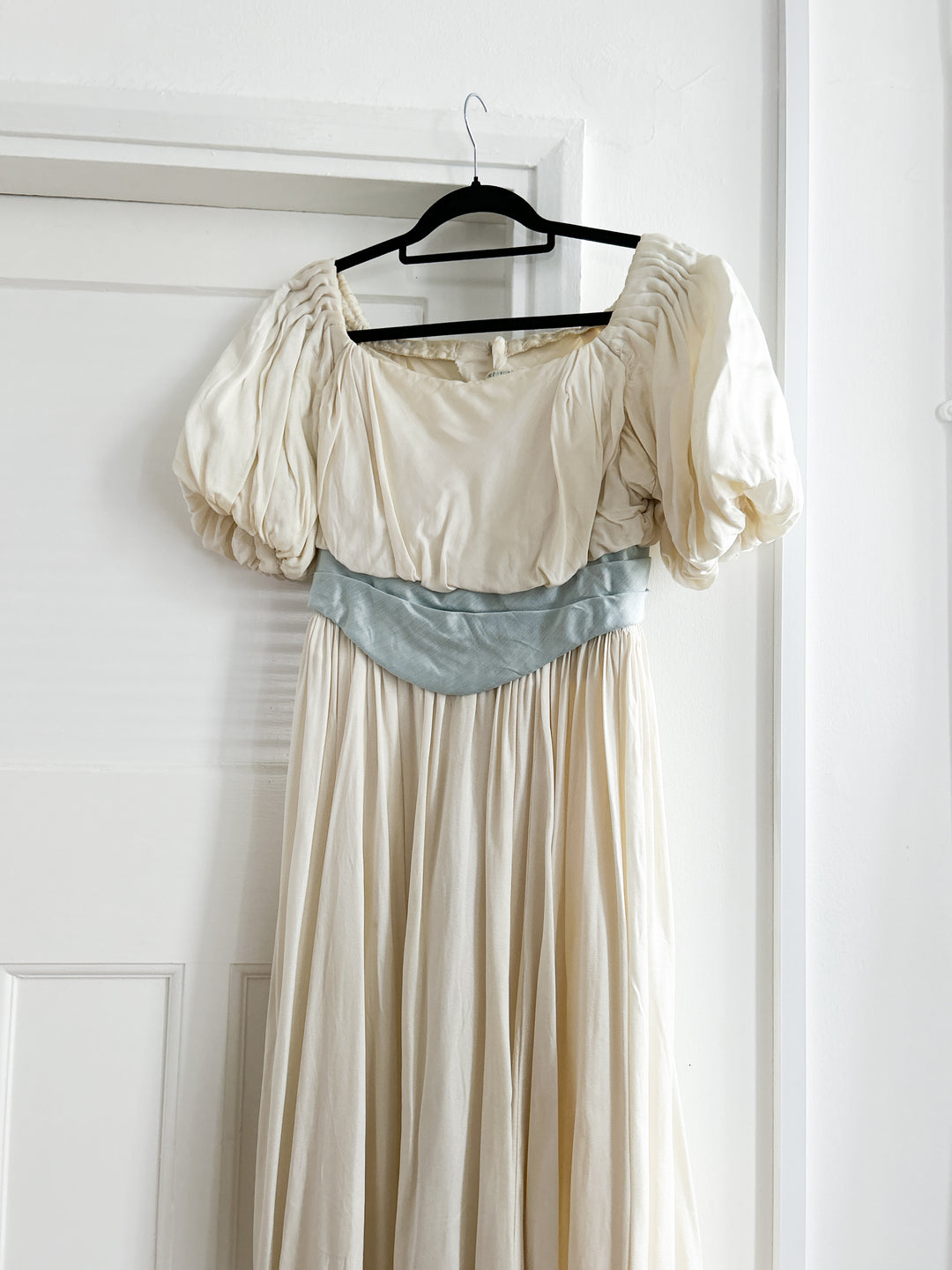 ETHEREAL VINTAGE THEATRE MADE DRESS APPROX UK SIZE 8 small 10