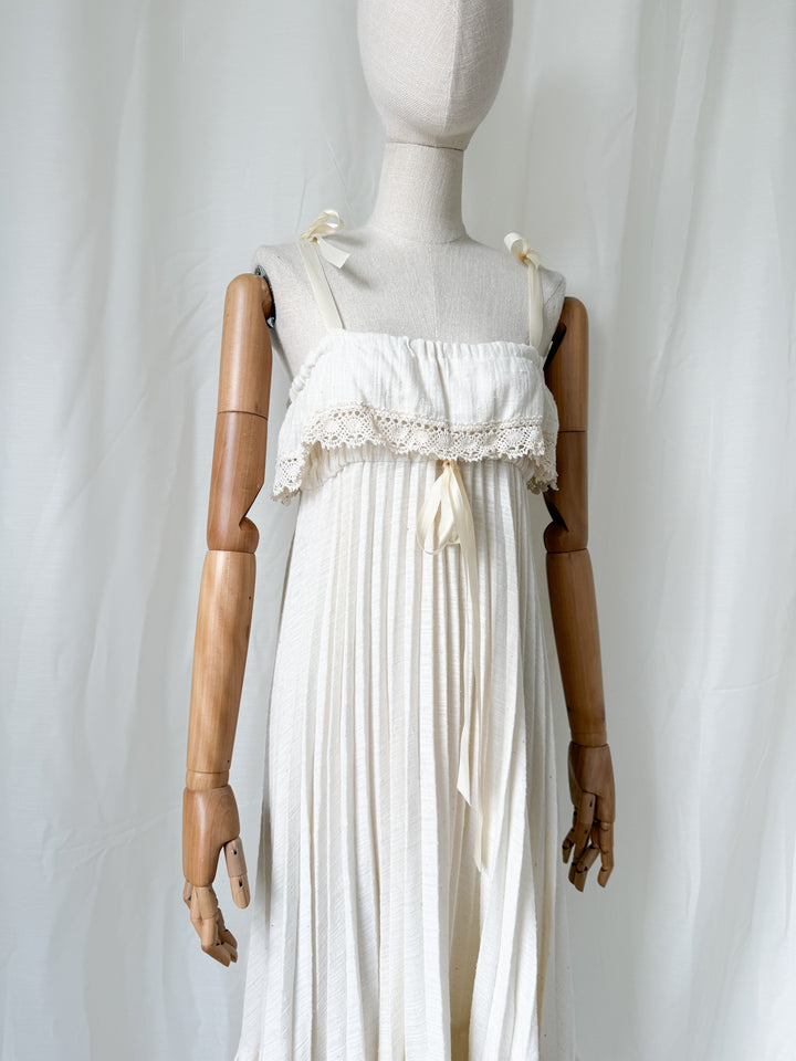 Utterly Beautiful Rare 1970s Soft Cheesecloth Pleated Bohemian Midi Dress