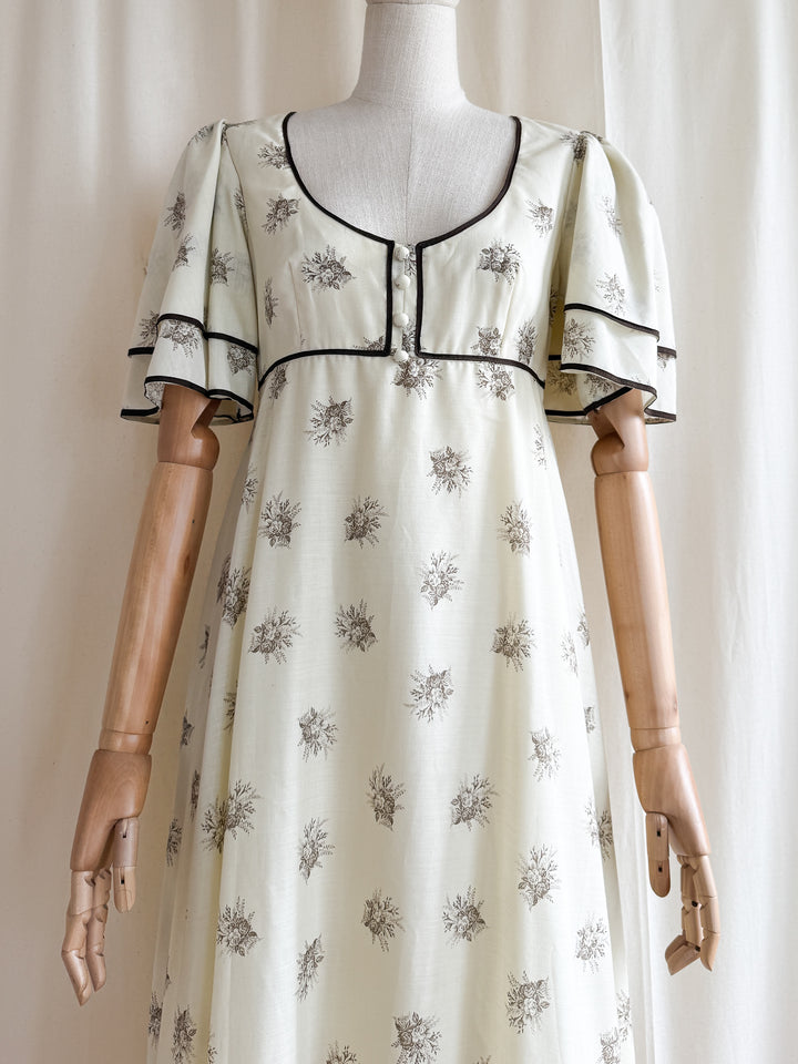 Stunning Rare 1970s Soft Cream Delicate Floral Romantic Cotton Prairie Maxi Dress