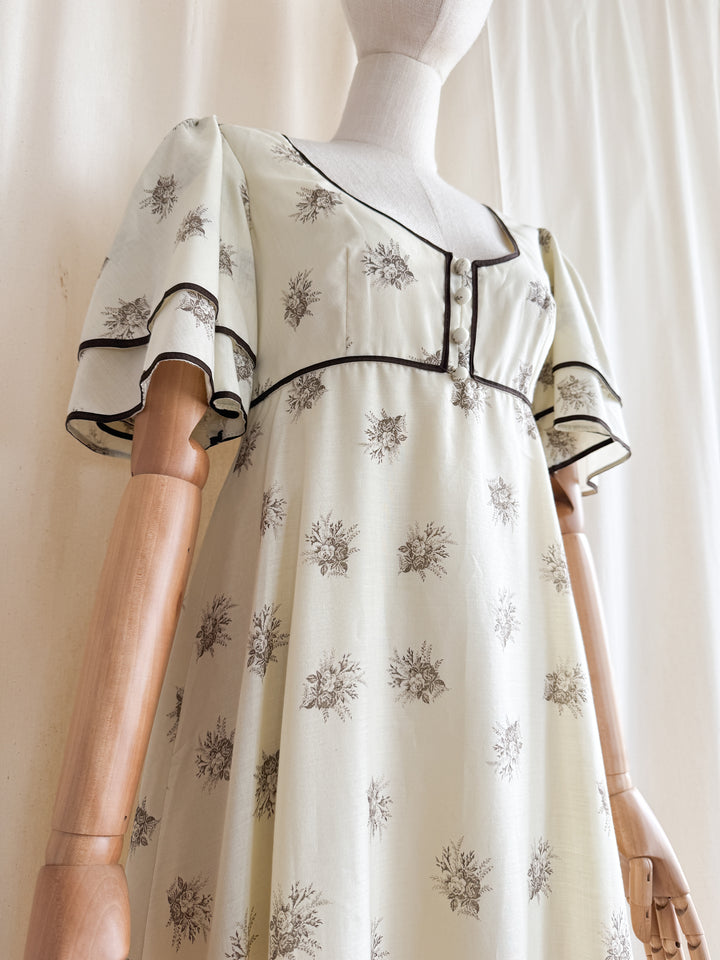 Stunning Rare 1970s Soft Cream Delicate Floral Romantic Cotton Prairie Maxi Dress