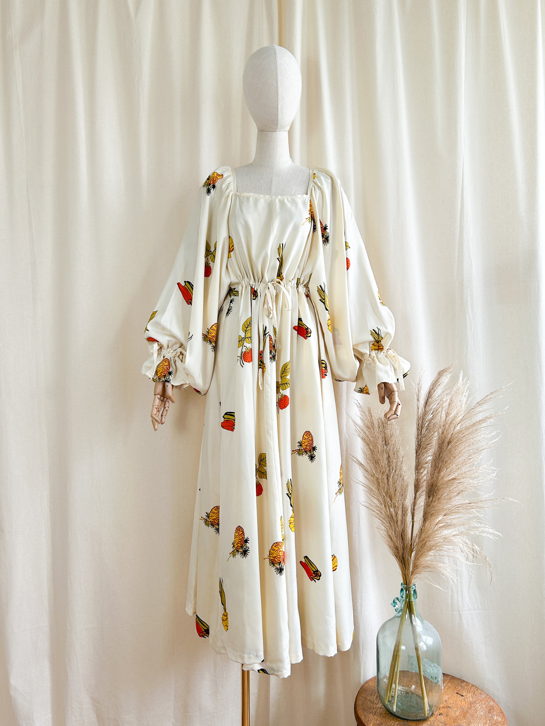 Holy Grail Iconic 1970s Forbidden Fruit Print Billowing Sleeve Dress b – The Pansy Garden