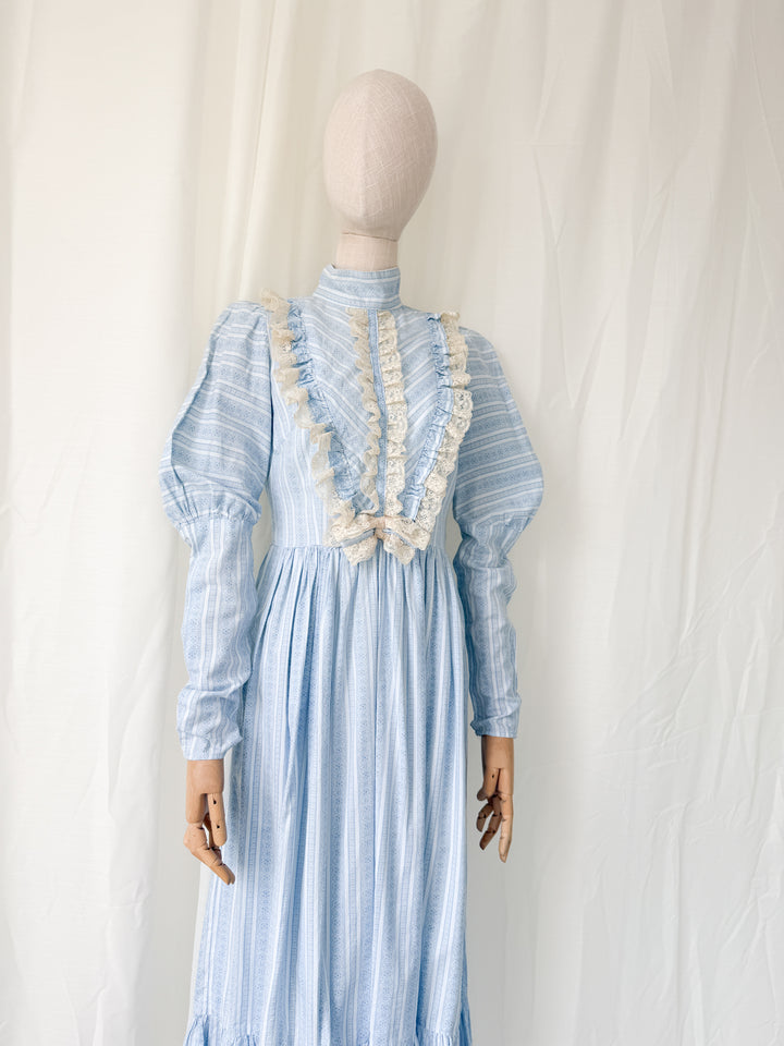 Heavenly Rare 1970s Fashion Mouse Lace Trimmed Cotton Midaxi Dress