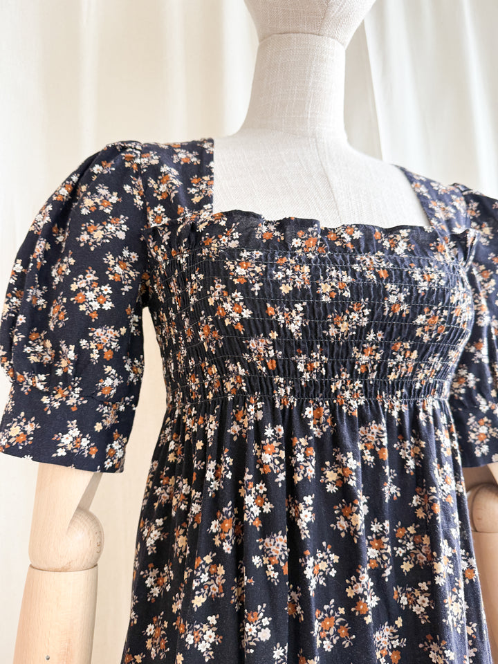 Adorable 1970s Brown Floral Cotton Shirred Puff Sleeve Cotton Maxi Dress