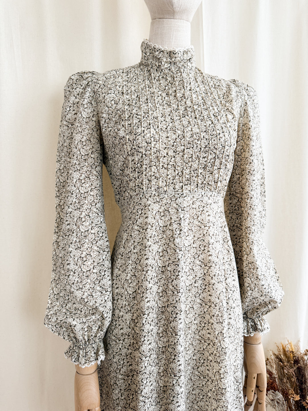 Cute 1970s Mr Darren Soft Brown Floral Cotton Prairie Midi Dress