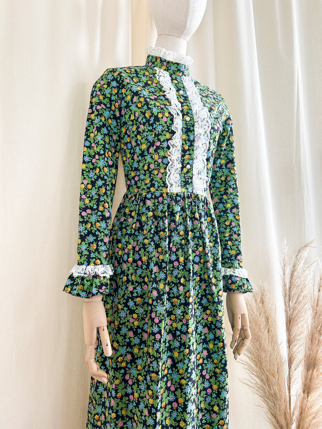 Beautiful 1970s Dark Floral Cotton Prairie Dress