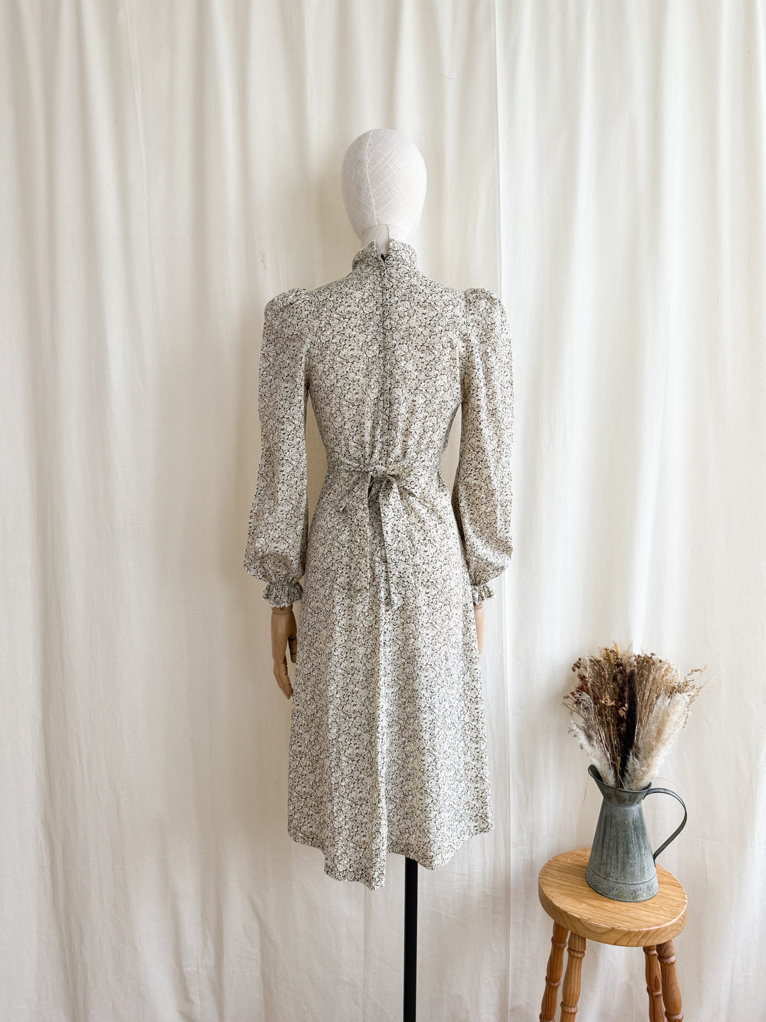 Cute 1970s Mr Darren Soft Brown Floral Cotton Prairie Midi Dress