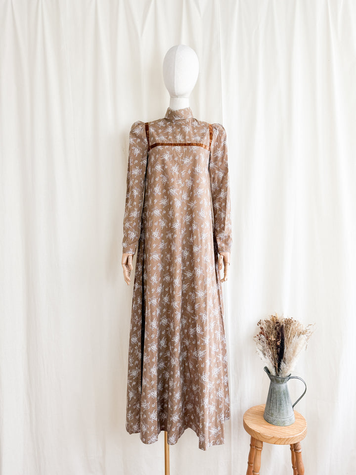 Gorgeous 1970s Tan Brown Floral Soft Cotton Velvet Trim Prairie Maxi Dress