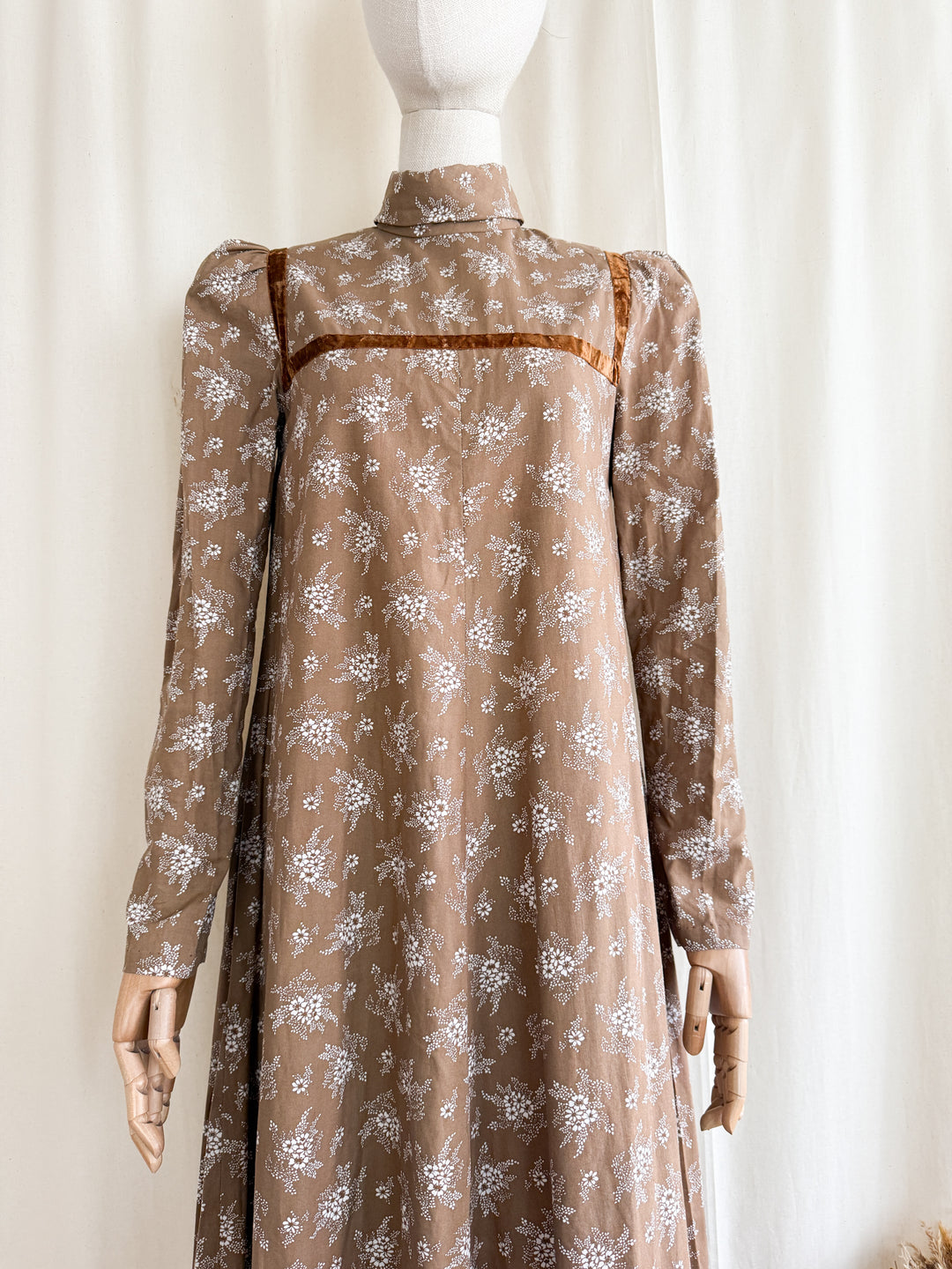 Gorgeous 1970s Tan Brown Floral Soft Cotton Velvet Trim Prairie Maxi Dress