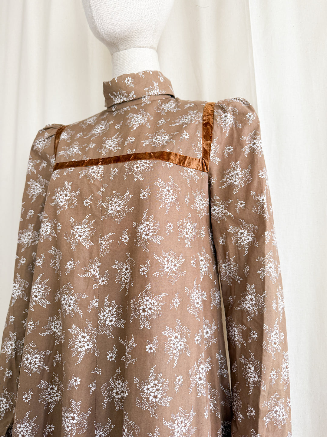 Gorgeous 1970s Tan Brown Floral Soft Cotton Velvet Trim Prairie Maxi Dress