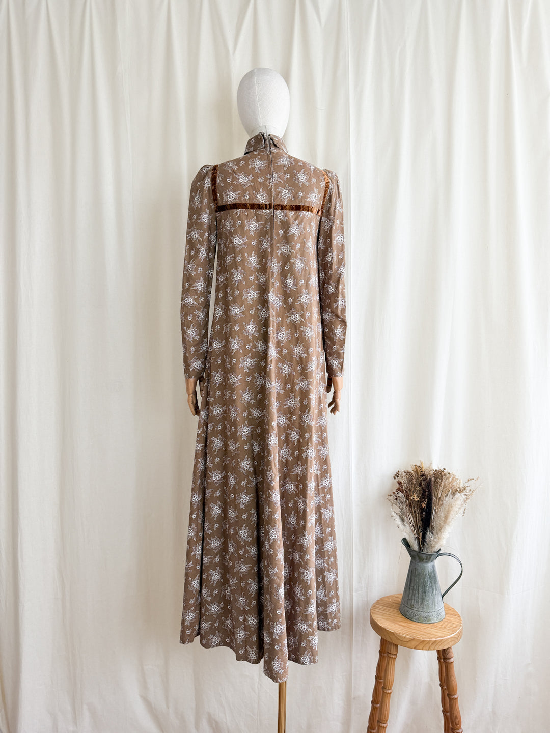 Gorgeous 1970s Tan Brown Floral Soft Cotton Velvet Trim Prairie Maxi Dress
