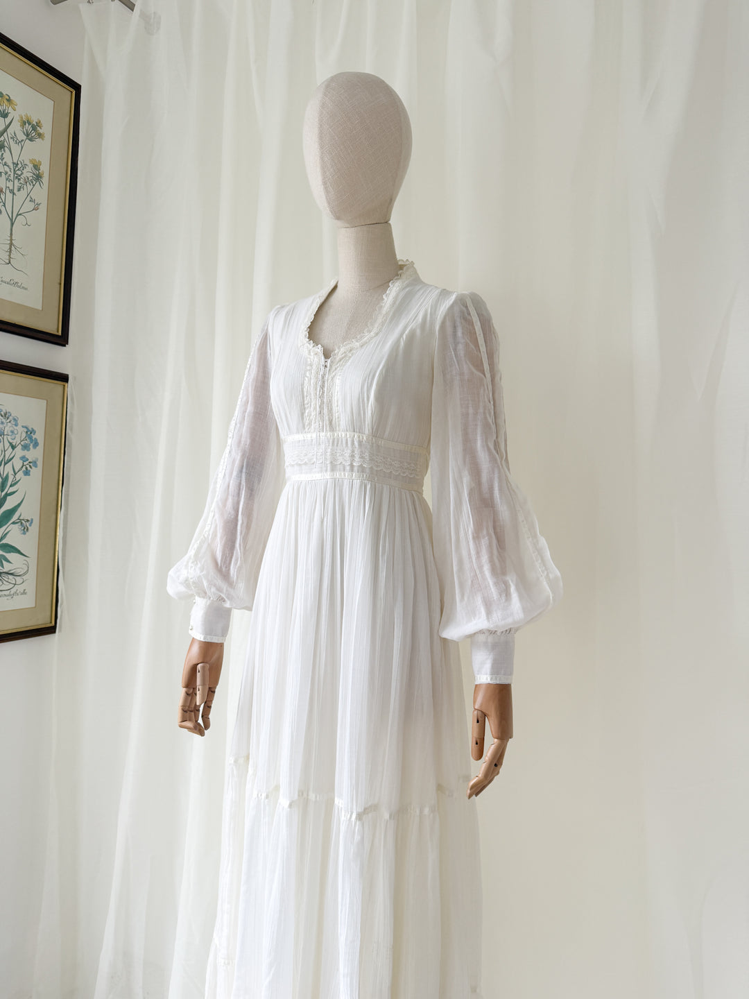 Ethereal Rare 1970s Corset Bust White Cotton Maxi Dress