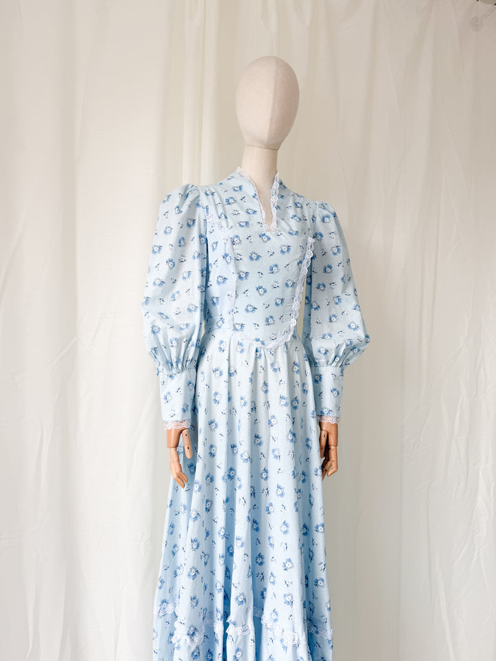 Beautiful 1970s Handmade Gunne Sax Style Cotton Prairie Maxi Dress